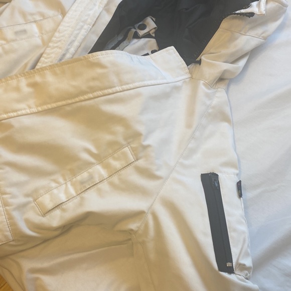 Tna Ronne down warmest parka - Picture 9 of 11